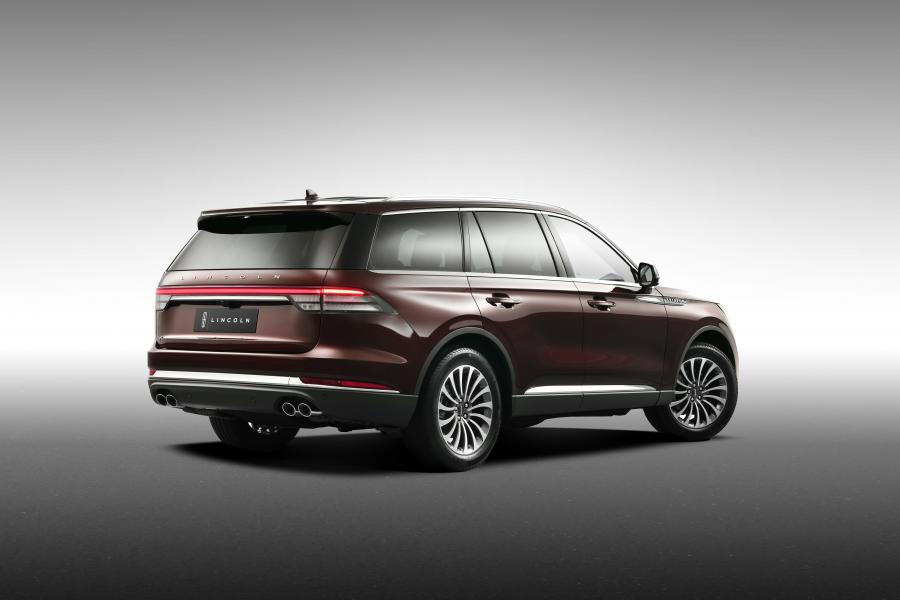  Lincoln Aviator 2019 года  (CN) (фото 13 из 18)